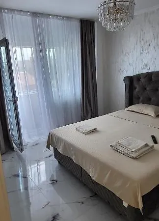 Apartment Ena Apartament *